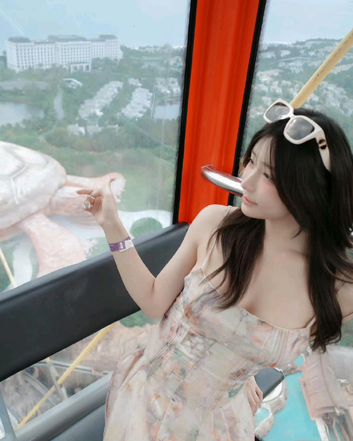 隐秘的角落 封面